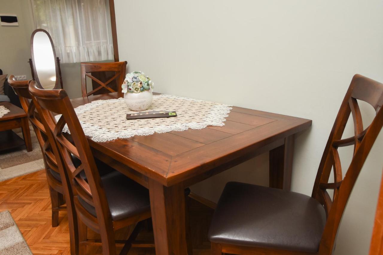 Apartman Woolf Senta Exterior photo